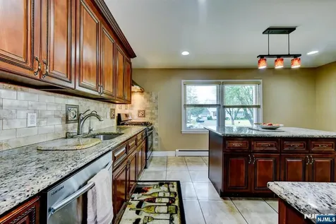 6 Linda Street Par-troy Hills Twp. NJ 07054
