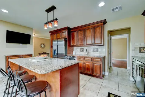 6 Linda Street Par-troy Hills Twp. NJ 07054