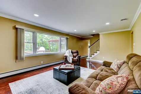 6 Linda Street Par-troy Hills Twp. NJ 07054