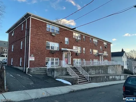 26 Clinton Belleville NJ 07109