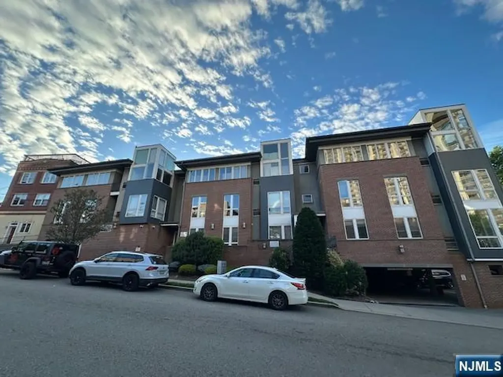 255 Laird Avenue Cliffside Park NJ 07010