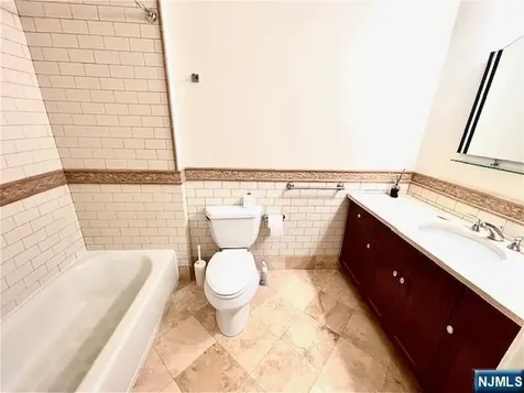 255 Laird Avenue Cliffside Park NJ 07010