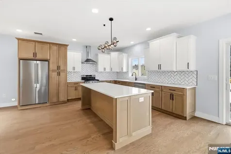 34 Zazzetti Street Waldwick NJ 07463