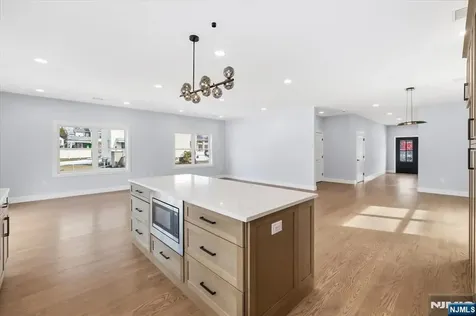 34 Zazzetti Street Waldwick NJ 07463