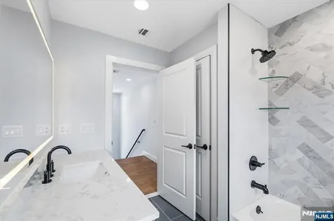 34 Zazzetti Street Waldwick NJ 07463