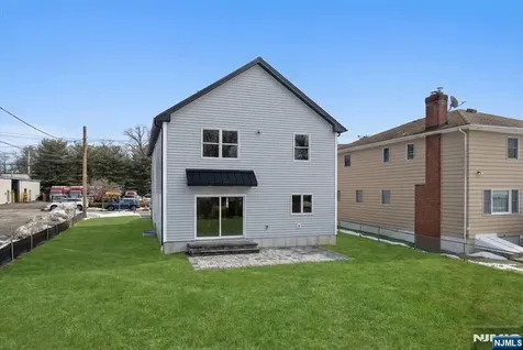 34 Zazzetti Street Waldwick NJ 07463