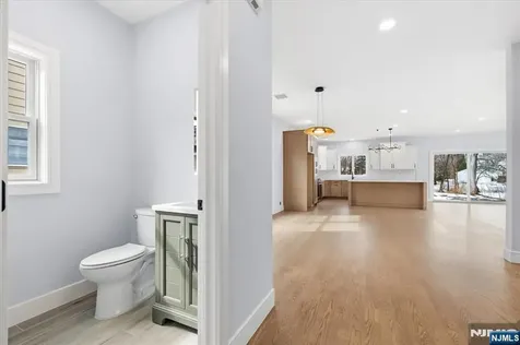 34 Zazzetti Street Waldwick NJ 07463