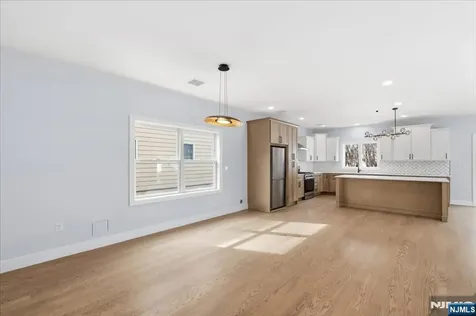 34 Zazzetti Street Waldwick NJ 07463