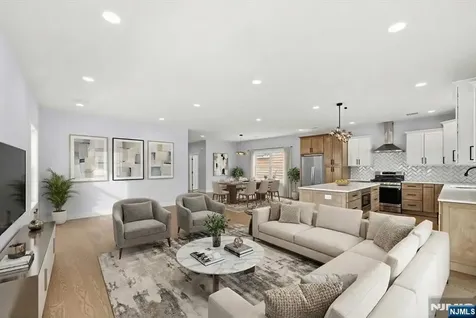 34 Zazzetti Street Waldwick NJ 07463