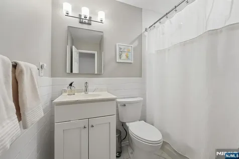 17 Tyndall Road South Brunswick NJ 08824