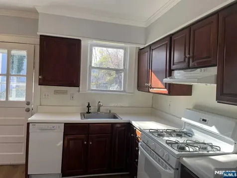 212 Walton Street Ridgewood NJ 07450