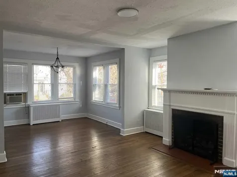 212 Walton Street Ridgewood NJ 07450