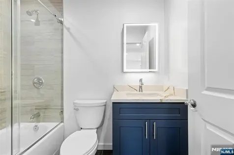 80 Union Place Ridgefield Park NJ 07660