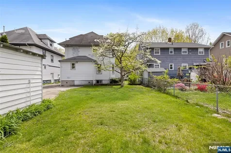 80 Union Place Ridgefield Park NJ 07660
