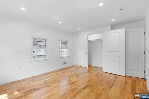 80 Union Place Ridgefield Park NJ 07660