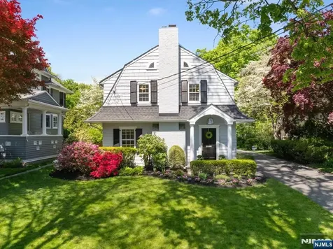 138 Melrose Place Ridgewood NJ 07450