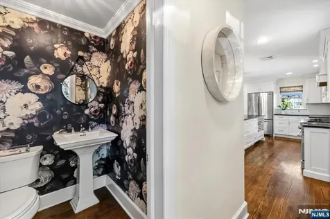 138 Melrose Place Ridgewood NJ 07450