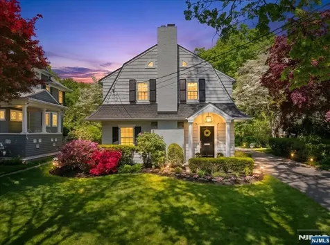 138 Melrose Place Ridgewood NJ 07450