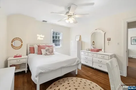 138 Melrose Place Ridgewood NJ 07450
