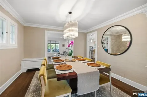 138 Melrose Place Ridgewood NJ 07450