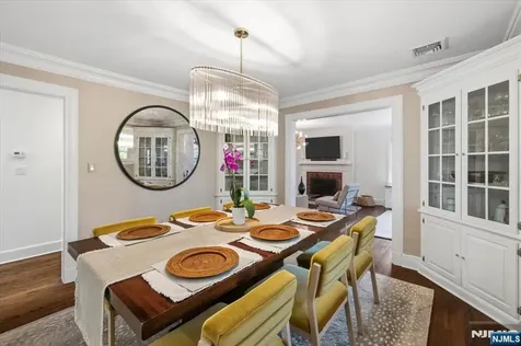 138 Melrose Place Ridgewood NJ 07450