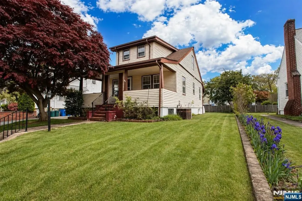 5-23 Canger Place Fair Lawn NJ 07410