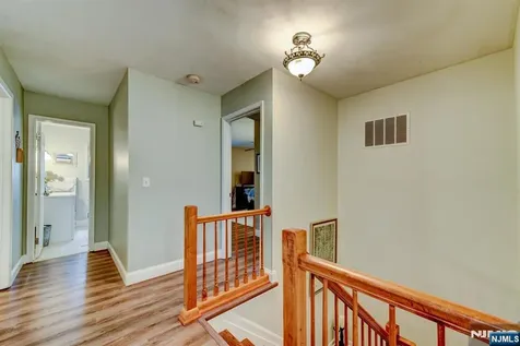 52 Ashburn Road Wayne NJ 07470