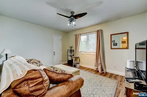 52 Ashburn Road Wayne NJ 07470
