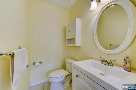 52 Ashburn Road Wayne NJ 07470