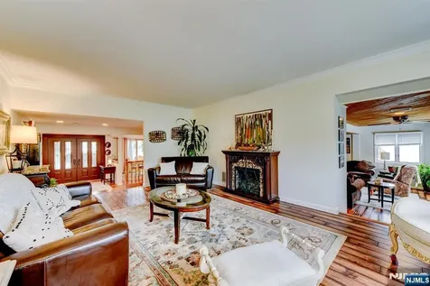 52 Ashburn Road Wayne NJ 07470