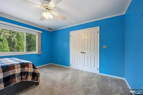 80 Lexington Lane Wayne NJ 07470