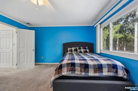 80 Lexington Lane Wayne NJ 07470