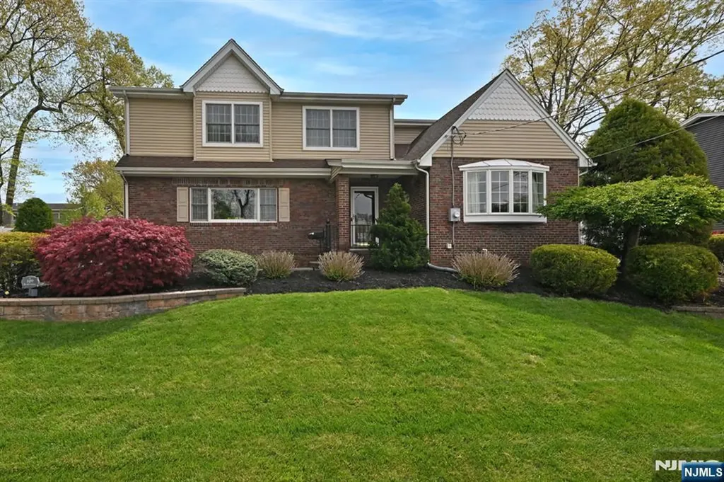 409 Walnut Street Twp Of Washington NJ 07676