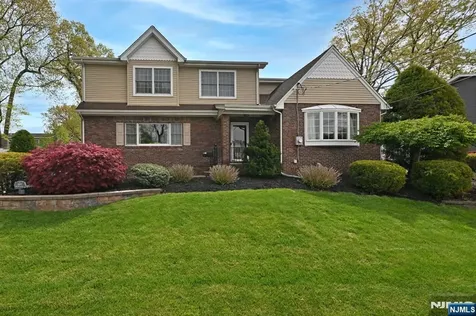 409 Walnut Street Twp Of Washington NJ 07676