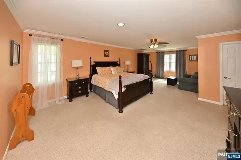 409 Walnut Street Twp Of Washington NJ 07676