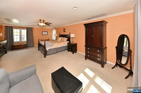 409 Walnut Street Twp Of Washington NJ 07676