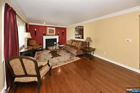 409 Walnut Street Twp Of Washington NJ 07676