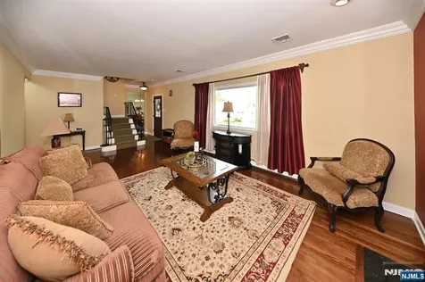 409 Walnut Street Twp Of Washington NJ 07676