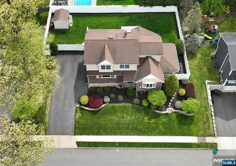 409 Walnut Street Twp Of Washington NJ 07676
