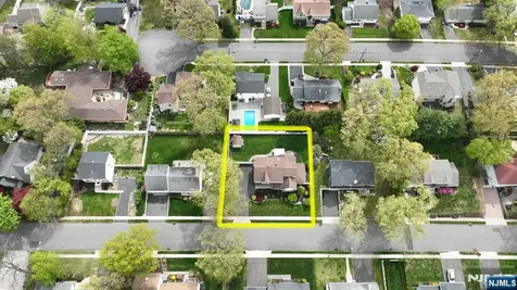 409 Walnut Street Twp Of Washington NJ 07676