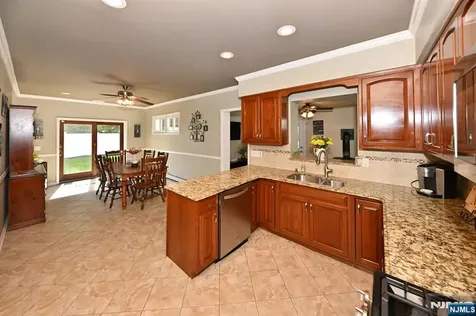 409 Walnut Street Twp Of Washington NJ 07676