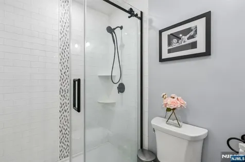 1 Beekman Hill Road Caldwell NJ 07006