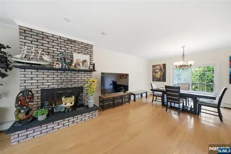 182 Pascack Avenue Emerson NJ 07630