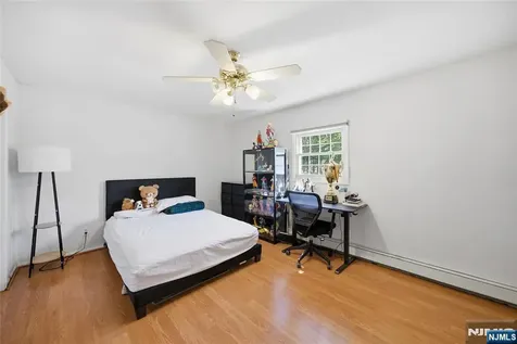 182 Pascack Avenue Emerson NJ 07630