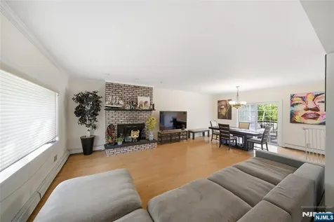 182 Pascack Avenue Emerson NJ 07630