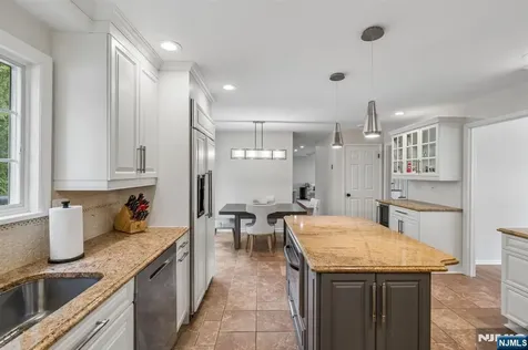 2 Barnstable Court Morris Township NJ 07960