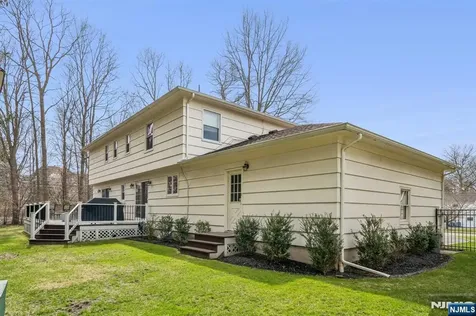 2 Barnstable Court Morris Township NJ 07960