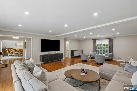 2 Barnstable Court Morris Township NJ 07960