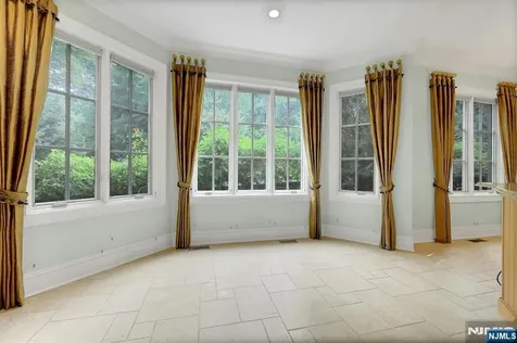414 Bellaire Drive Demarest NJ 07627