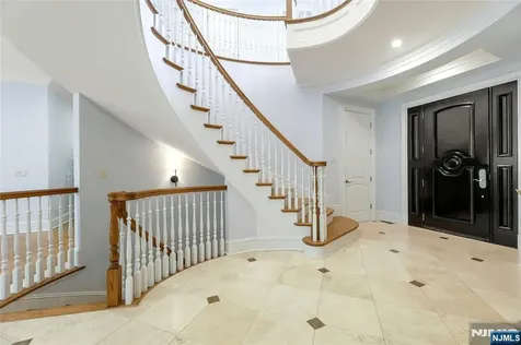 414 Bellaire Drive Demarest NJ 07627